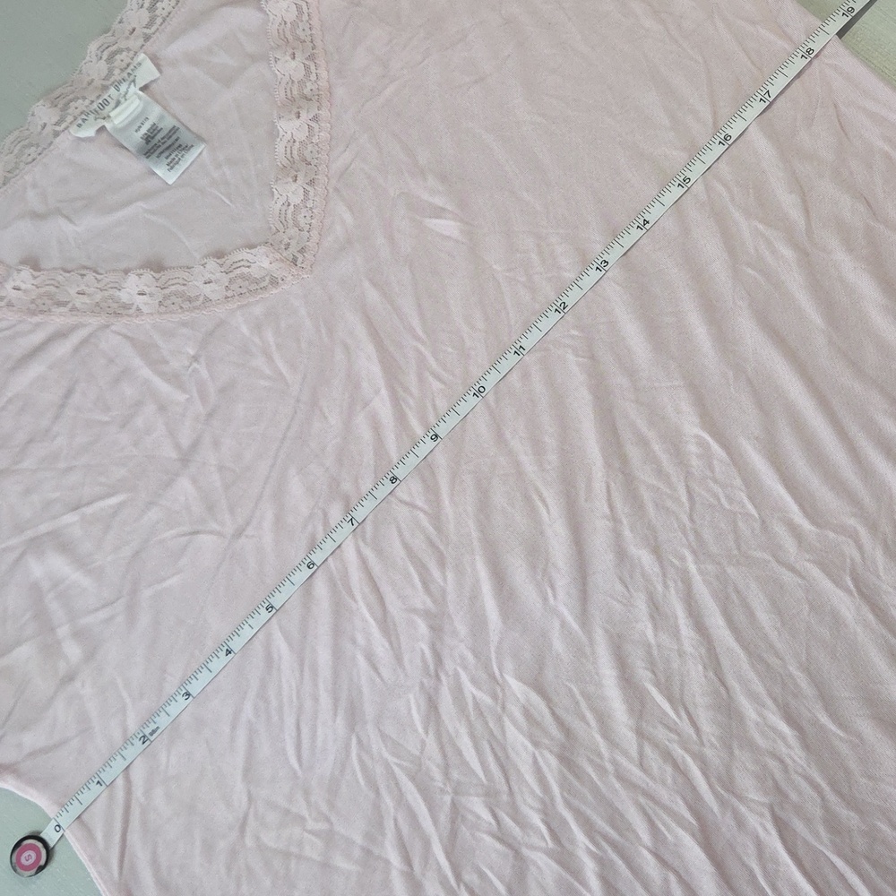 Barefoot Dreams Luxe Milk Jersey V-Neck Tee & Classic Pant Set - Picture 7 of 15